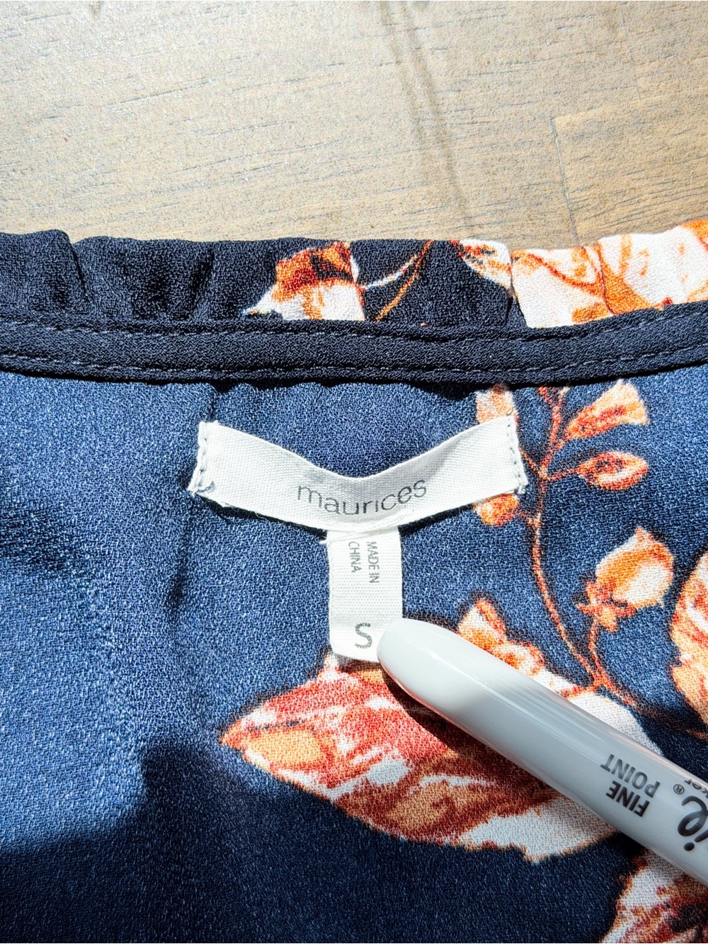 🛍️Maurices Navy Floral Peplum Blouse Small 3/4 Sleeve Romantic Boho Top Fall - Picture 4 of 7